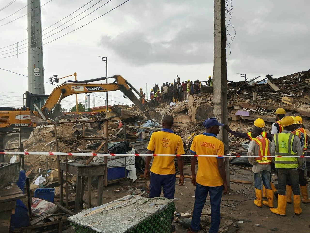 Death toll hits 8 as 26 survivors pulled from Lagos building collapse